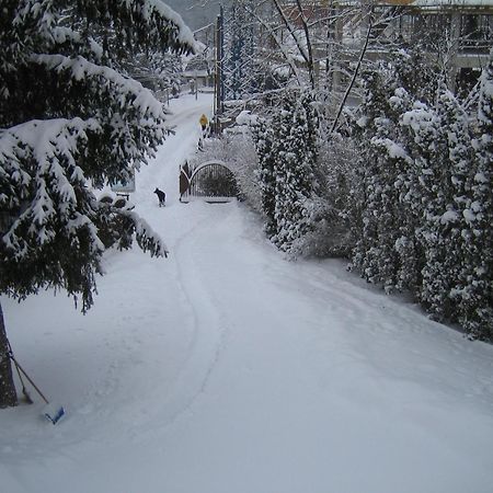 Amaretto Szallas Mişcolţ Exterior foto