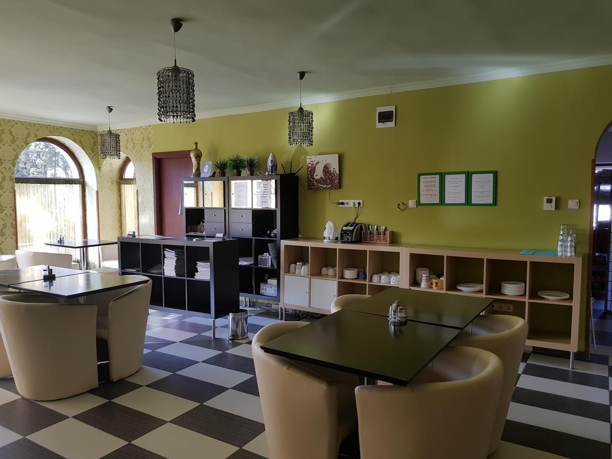 Amaretto Szallas Mişcolţ Exterior foto